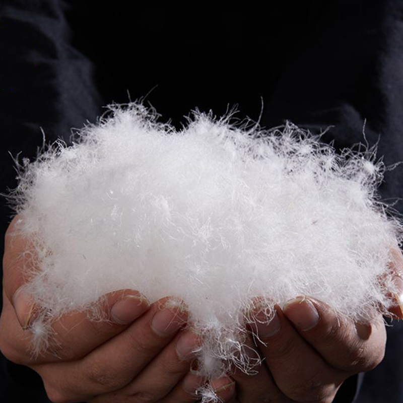 90% białego puchu gęsiego