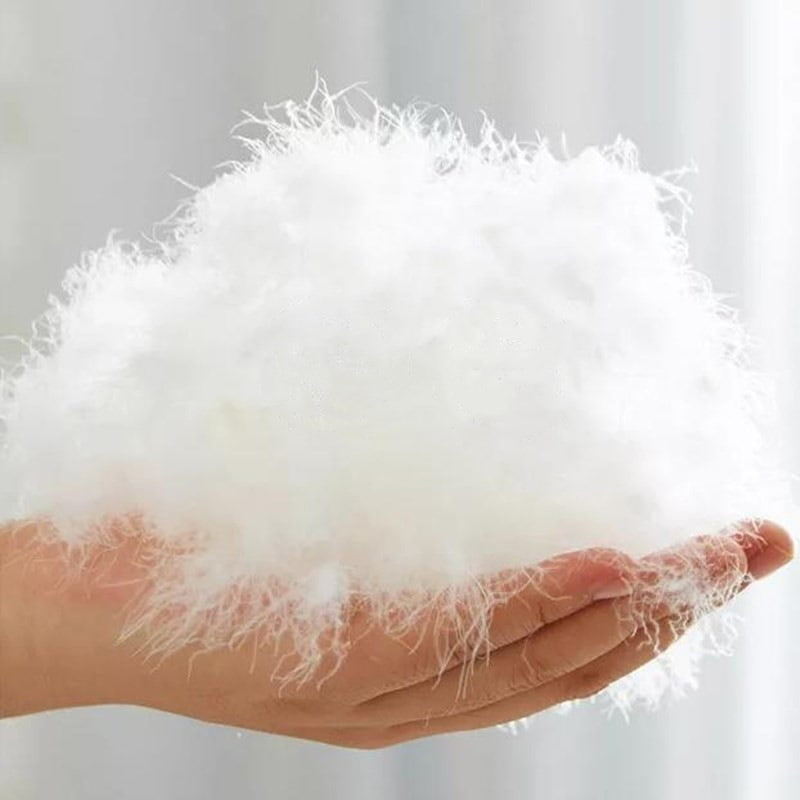 50% białego puchu gęsiego 50% białego puchu gęsiego